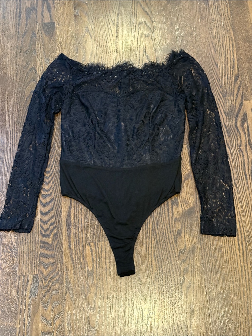 superdown Black Lace Off-Shoulder Long-Sleeve Bodysuit